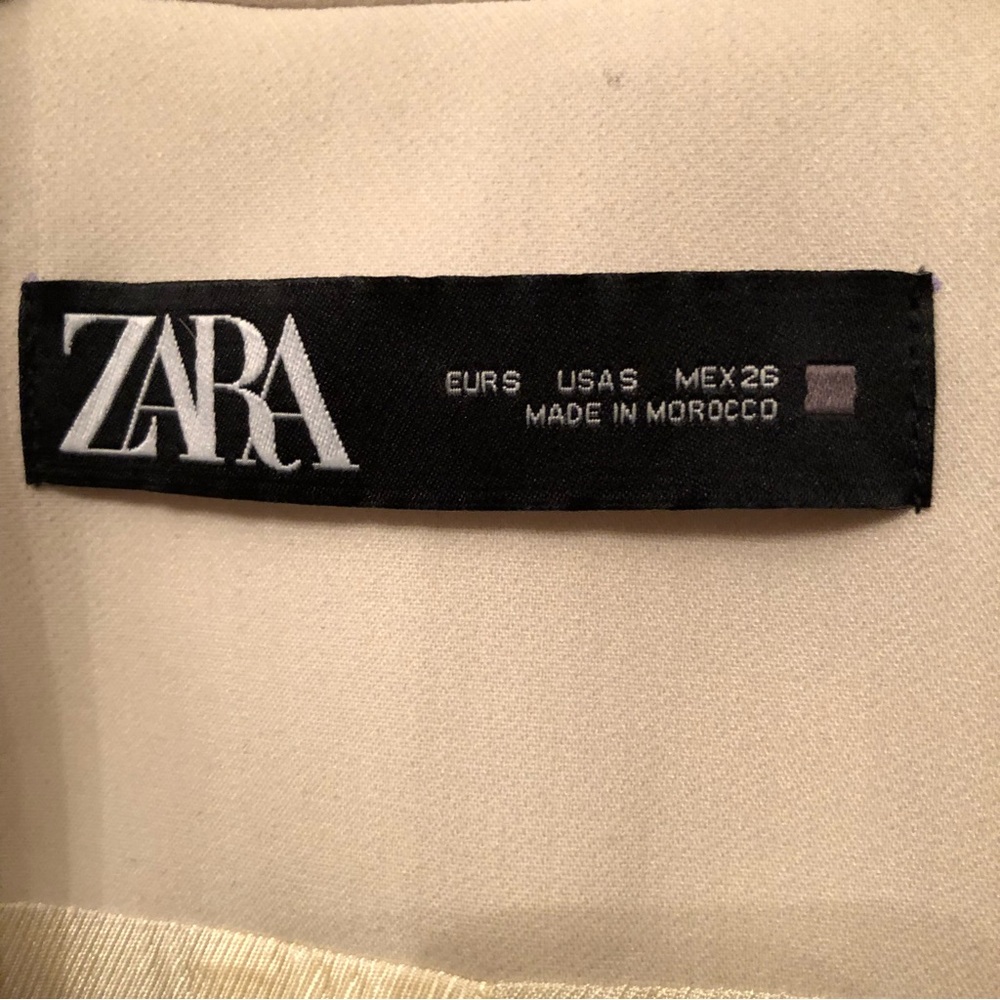 Popular ZARA Inverted Lapel Blazer in Ecru ASO Kate Middleton, Royal, Size Small - Picture 12 of 12